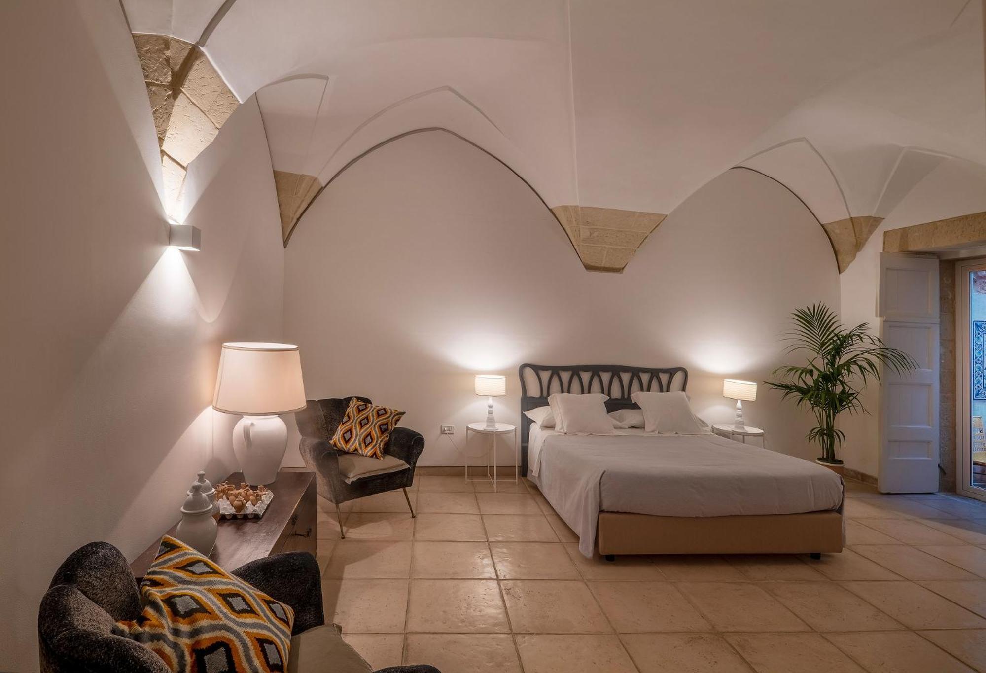 Corte Dei Romiti Apartment - Lecce Selection מראה חיצוני תמונה