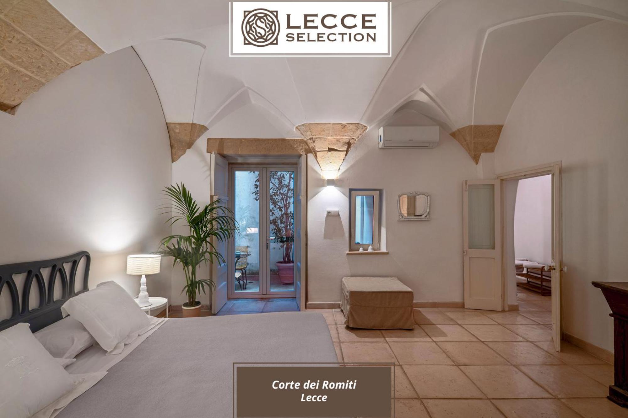 Corte Dei Romiti Apartment - Lecce Selection מראה חיצוני תמונה